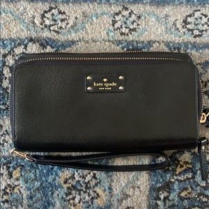 Kate Spade Anita Groove Wristlet Wallet